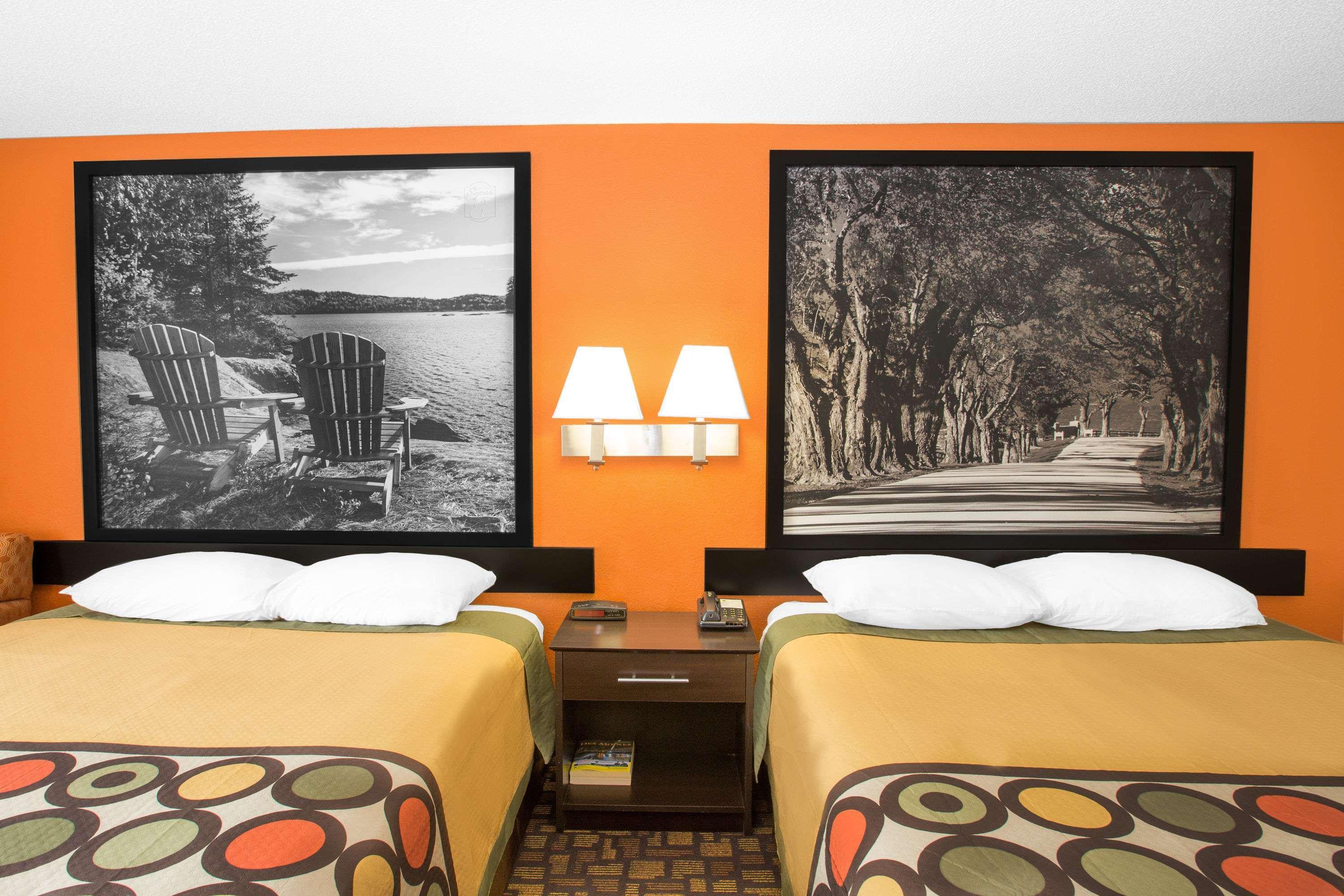 Super 8 By Wyndham Ia Motel 2*