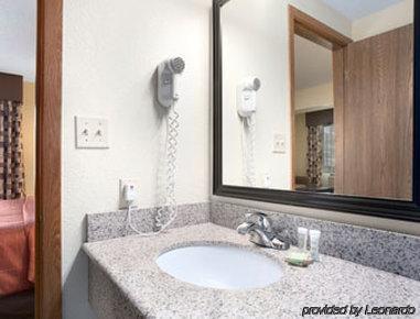 Super 8 By Wyndham Ia Motel 2*